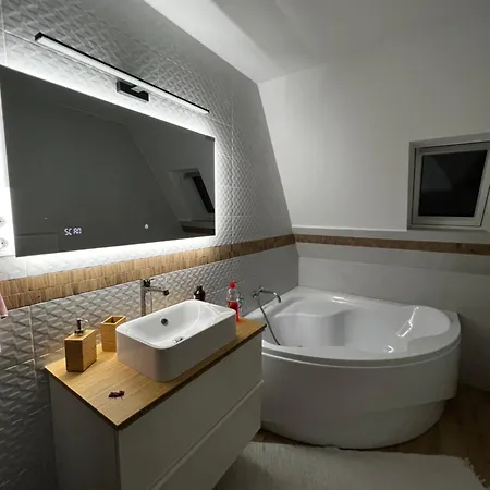 Apartament Pool & Chill Balaton
