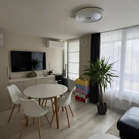 Apartament Pool & Chill Balaton *