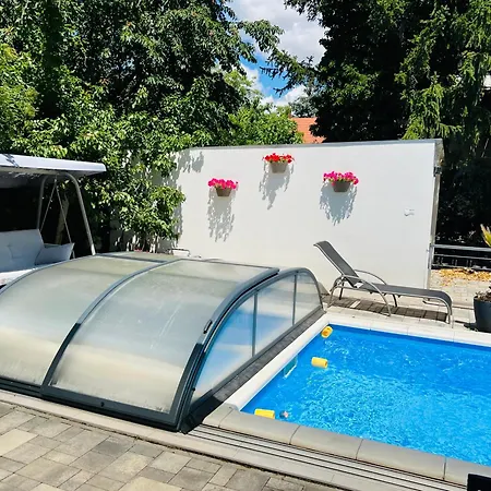 Pool & Chill Balaton شقة Balatonvilágos