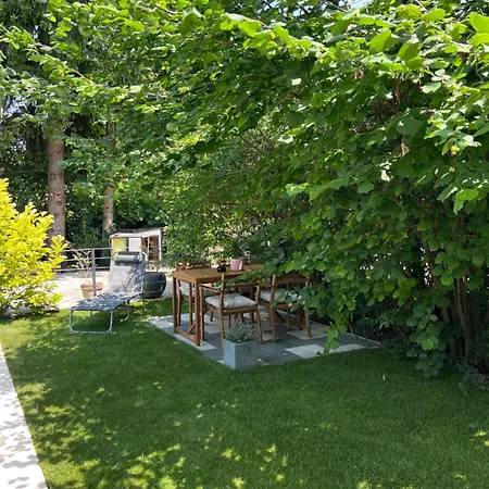 Pool & Chill Balaton Apartament Balatonvilágos